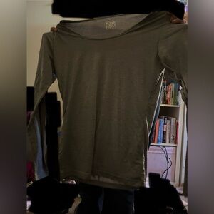 grey 32 heat costco shirt
